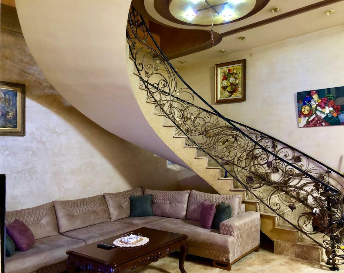 Luxury Tumanyan Apartment Erivan Exterior foto