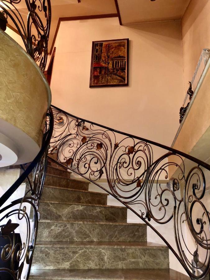 Luxury Tumanyan Apartment Erivan Exterior foto